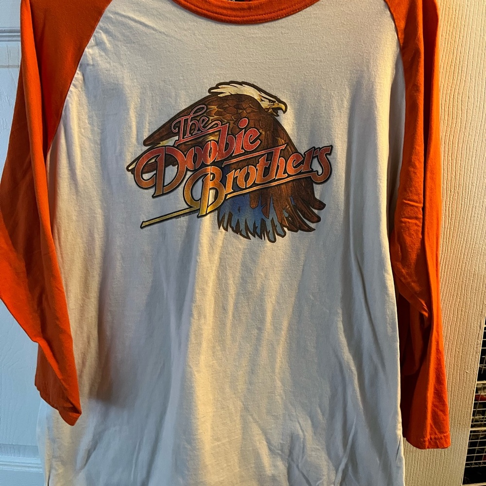 Super awesome old school, baseball tee, Doobie Brothers, rare, rare, rare